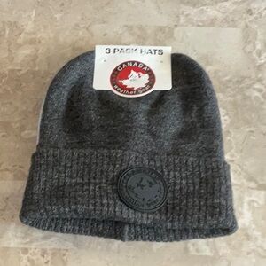 CANADA WEATHER GEAR 3 Pack Beanies